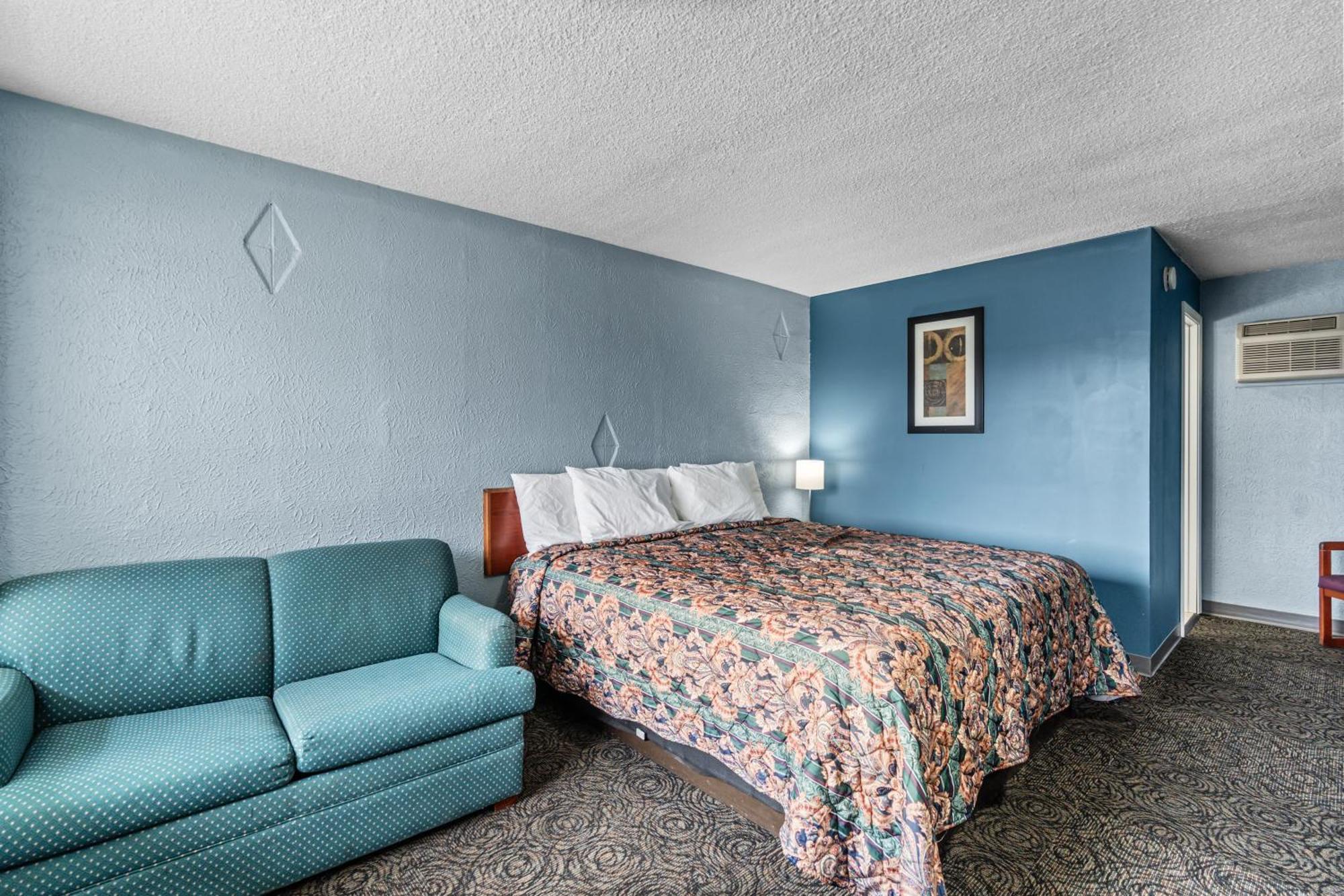 Broadway Inn Каунсил-Блафс Экстерьер фото
